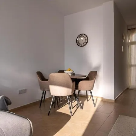 3br Sunset View Retreat Steps From The By Cyprus Horizons