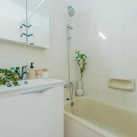 Dom wakacyjny 3br Sunset View Retreat Steps From The By Cyprus Horizons